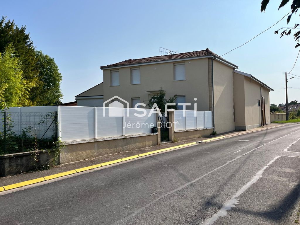 Achat maison à vendre 3 chambres 160 m² - La Chaussée-sur-Marne