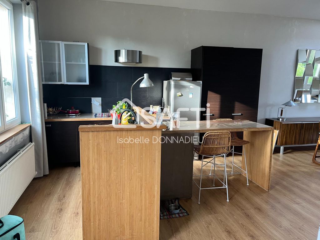 Achat maison à vendre 2 chambres 115 m² - Grand-Bourgtheroulde