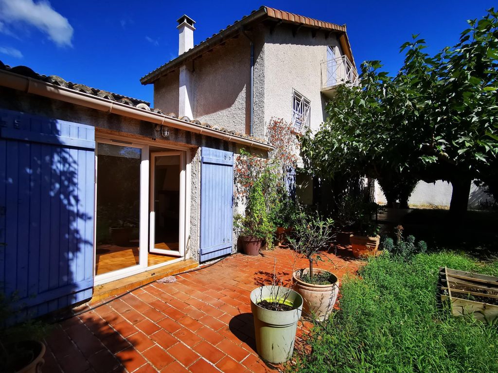 Achat maison à vendre 4 chambres 155 m² - Nîmes