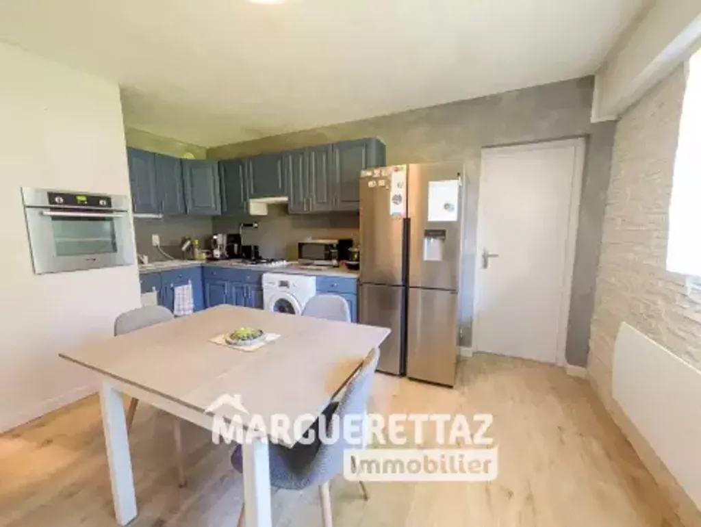 Achat appartement à vendre 2 pièces 39 m² - La Tour