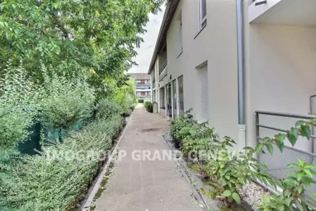 Achat appartement à vendre 3 pièces 56 m² - Ville-la-Grand