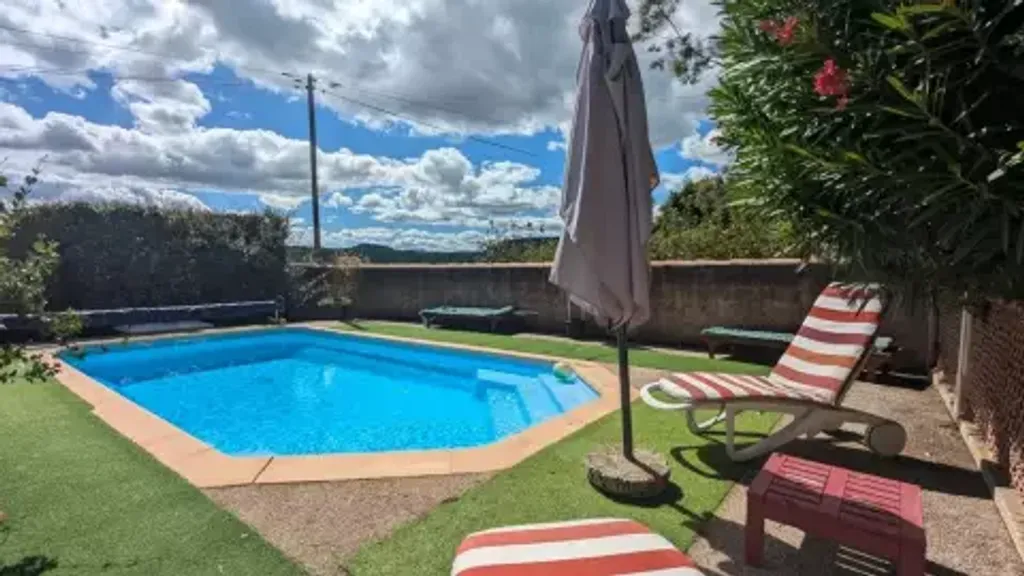 Achat maison à vendre 3 chambres 103 m² - Montfort-sur-Argens