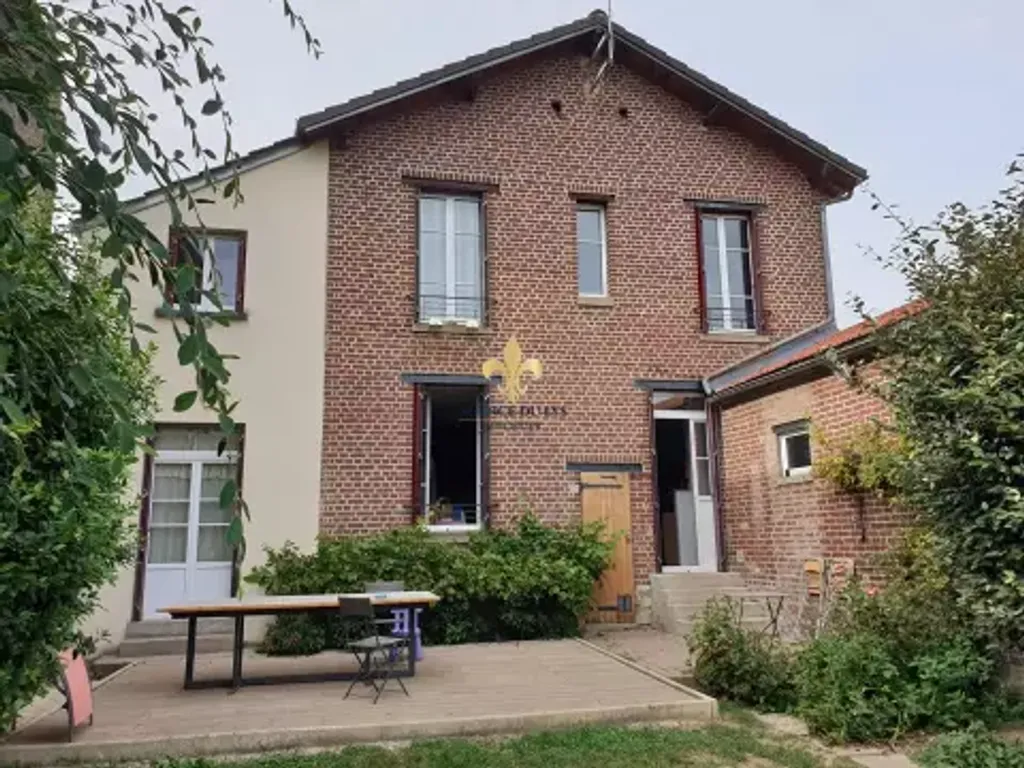 Achat maison à vendre 4 chambres 106 m² - Gouvieux