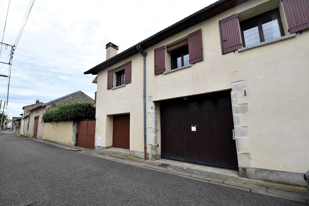 Achat maison à vendre 3 chambres 116 m² - Aigueperse