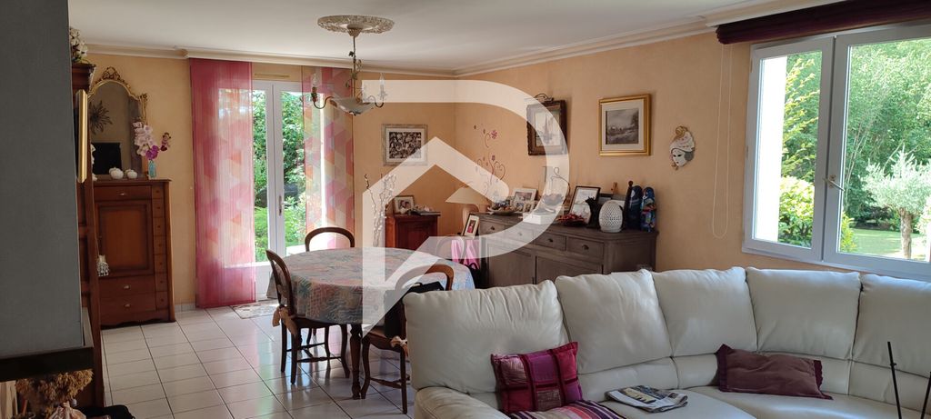 Achat maison à vendre 5 chambres 151 m² - Saint-Benoît