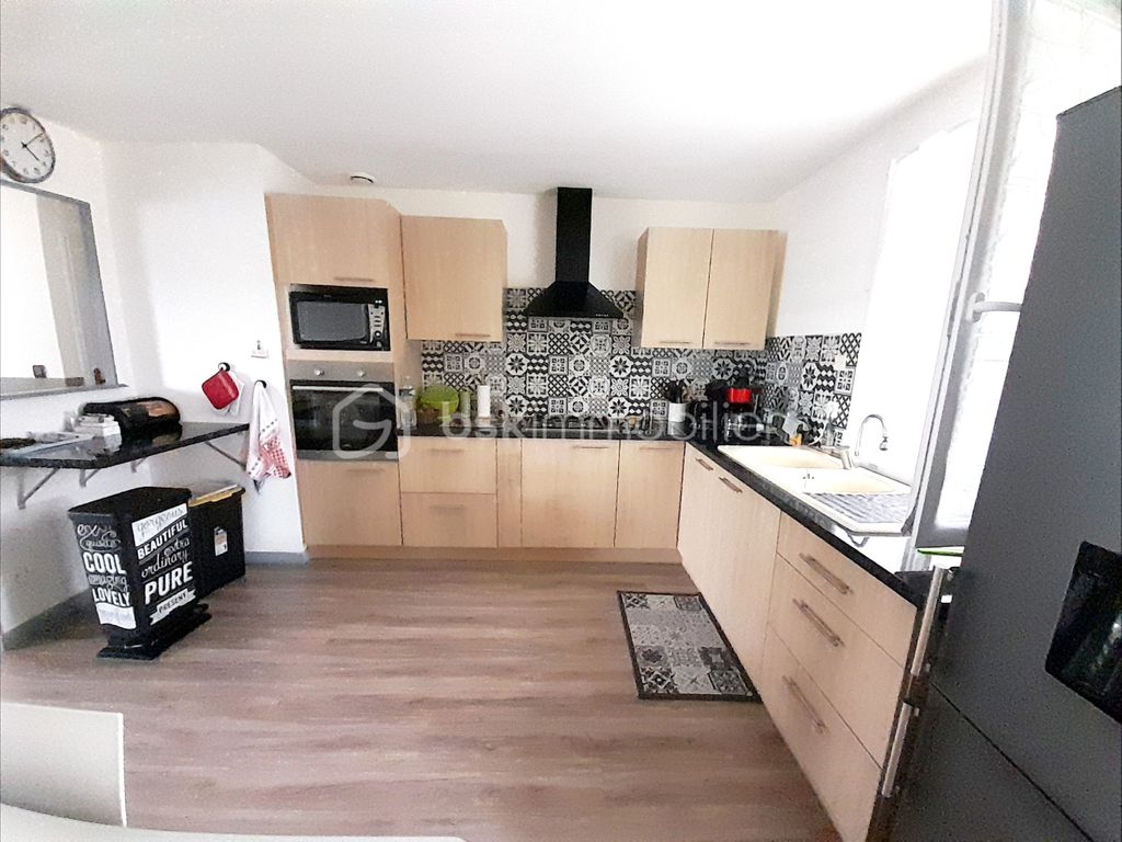 Achat maison à vendre 3 chambres 99 m² - Livry-Louvercy