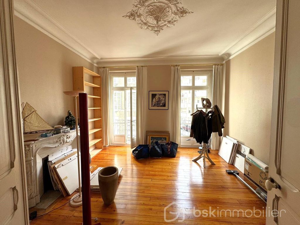 Achat appartement à vendre 6 pièces 135 m² - Pau