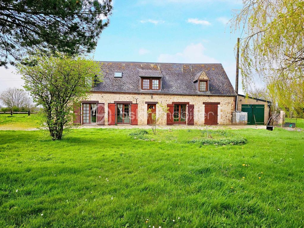 Achat maison à vendre 5 chambres 137 m² - Sainte-Gauburge-Sainte-Colombe