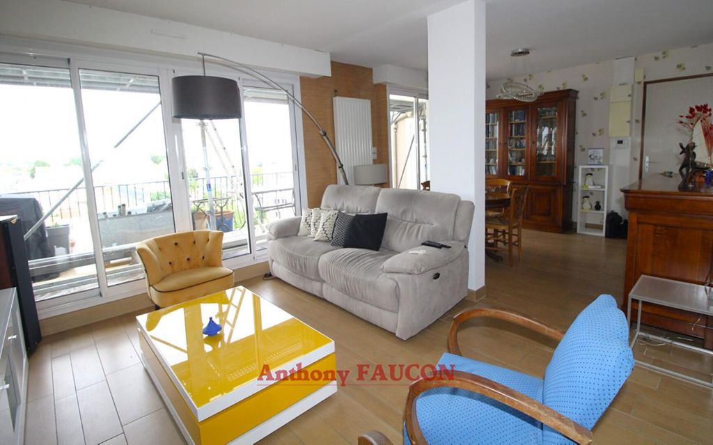 Achat appartement à vendre 3 pièces 73 m² - La Roche-sur-Yon