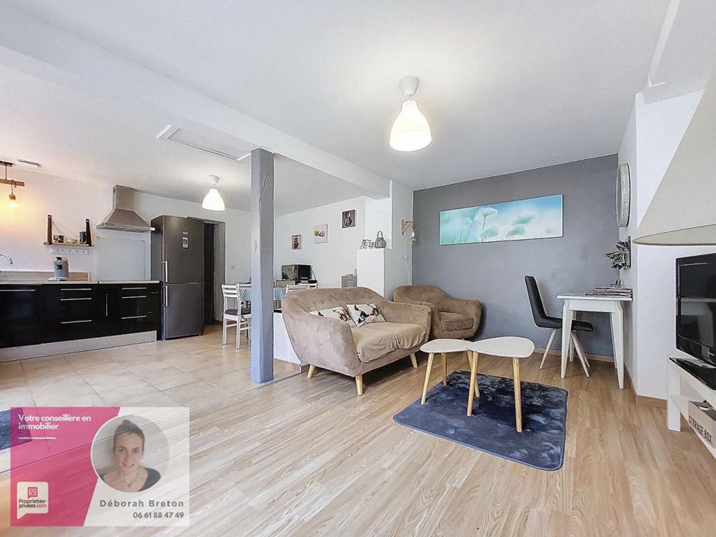 Achat maison à vendre 2 chambres 82 m² - Concriers