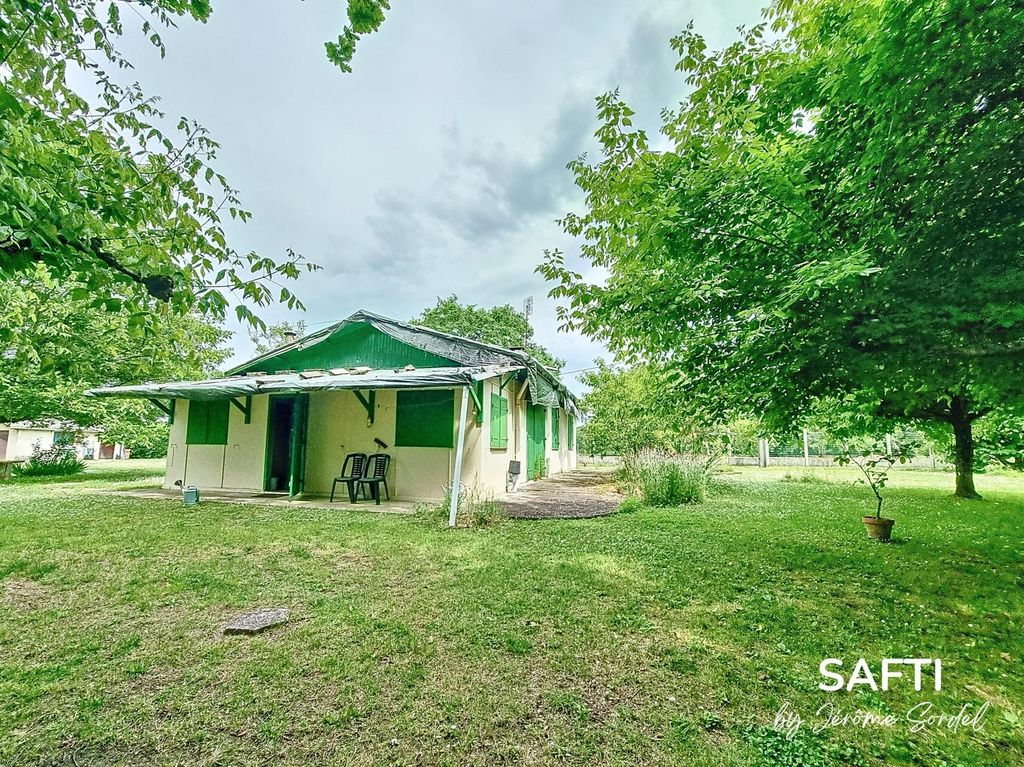 Achat maison à vendre 2 chambres 100 m² - Le Taillan-Médoc