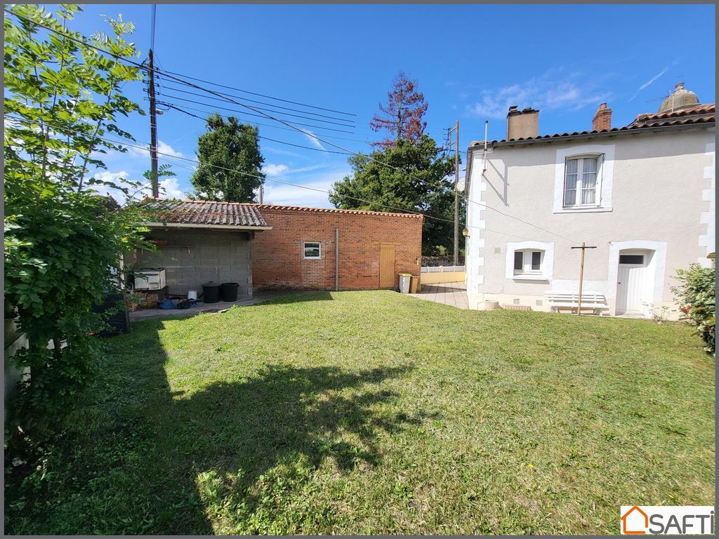 Achat maison à vendre 2 chambres 82 m² - Vezins