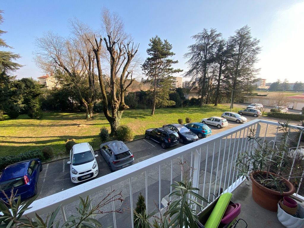 Achat appartement à vendre 3 pièces 63 m² - Romans-sur-Isère