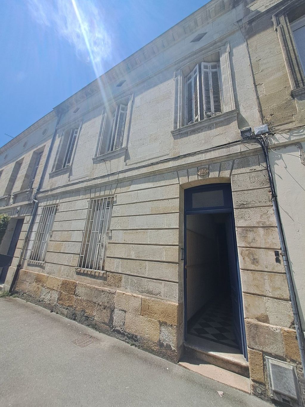 Achat appartement à vendre 4 pièces 66 m² - Bordeaux