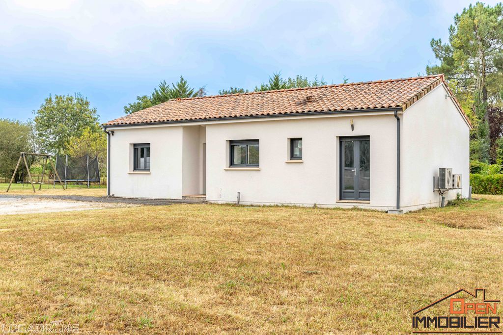 Achat maison à vendre 3 chambres 95 m² - Sainte-Livrade-sur-Lot