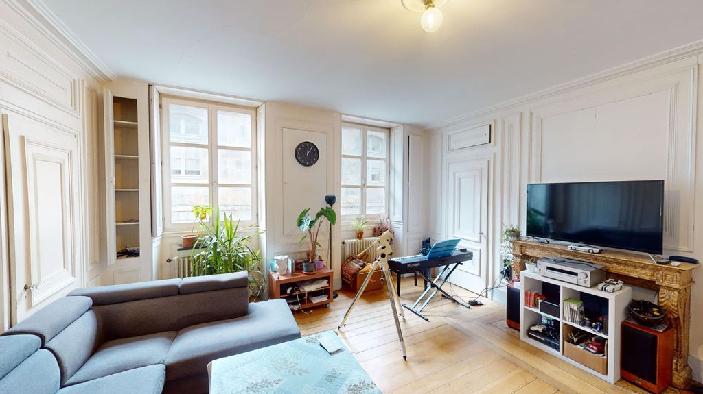 Achat appartement à vendre 5 pièces 120 m² - Besançon