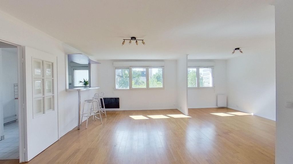 Achat appartement à vendre 5 pièces 91 m² - Les Lilas