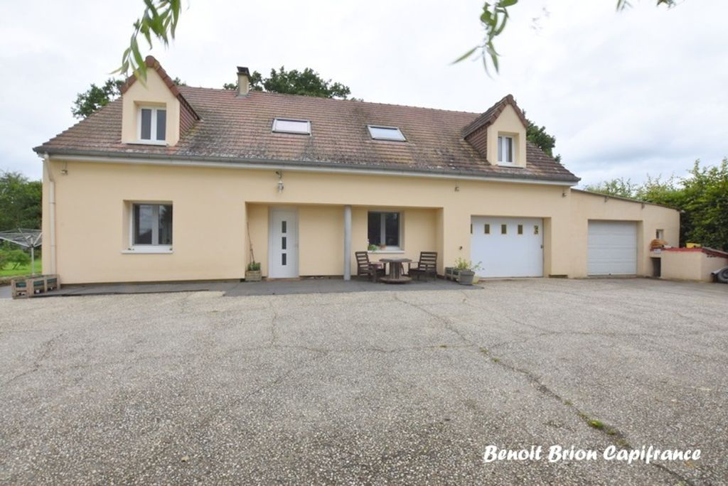 Achat maison à vendre 5 chambres 147 m² - Saint-Georges-de-Rouelley