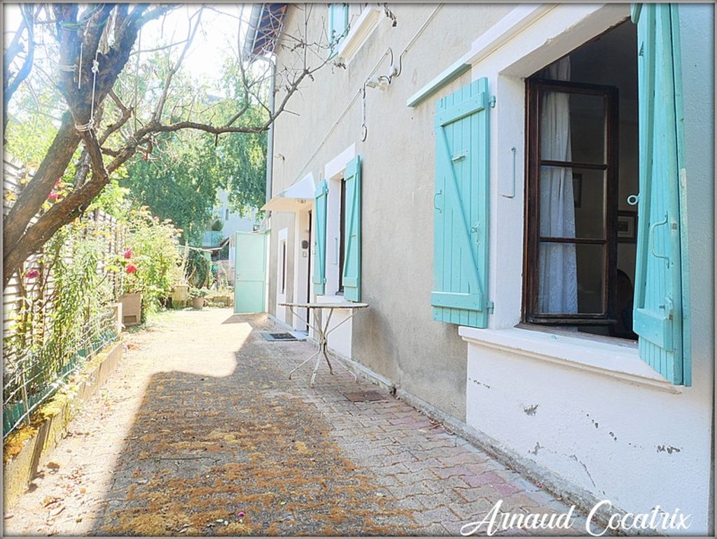 Achat maison à vendre 5 chambres 127 m² - Annecy