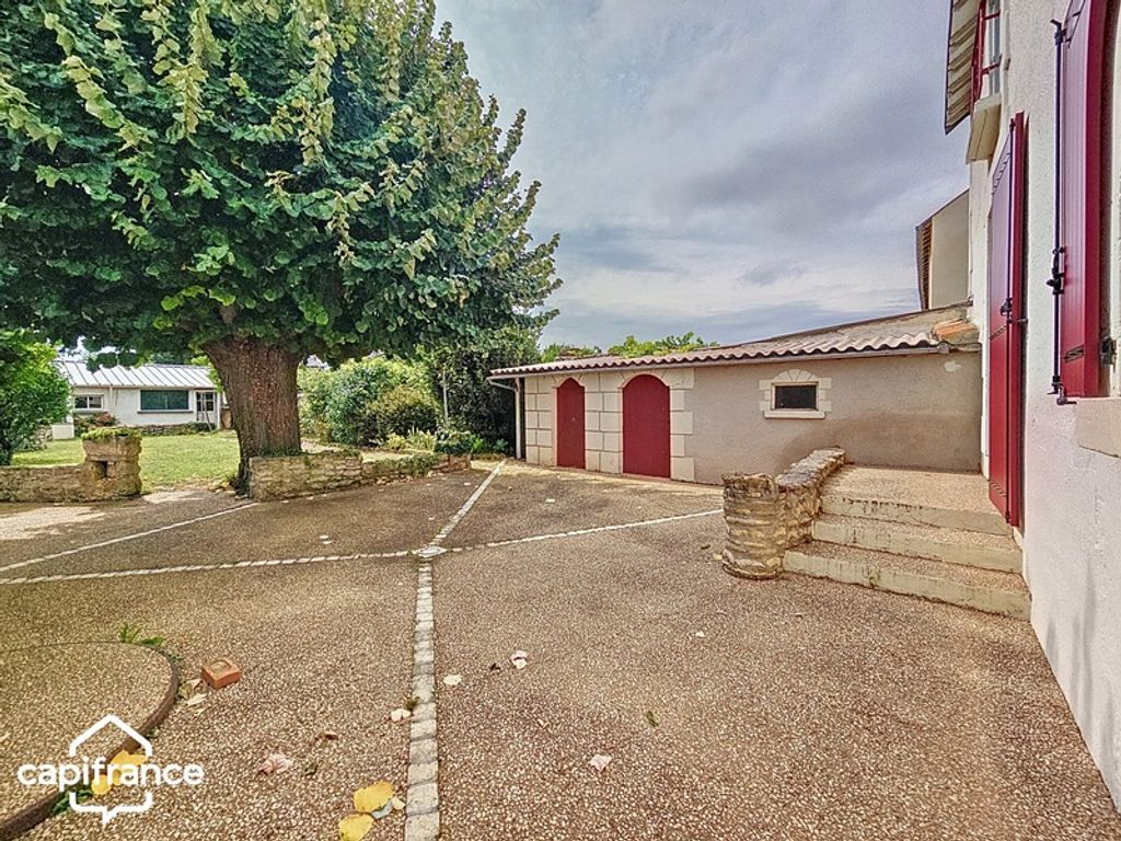 Achat maison à vendre 3 chambres 106 m² - Thouars