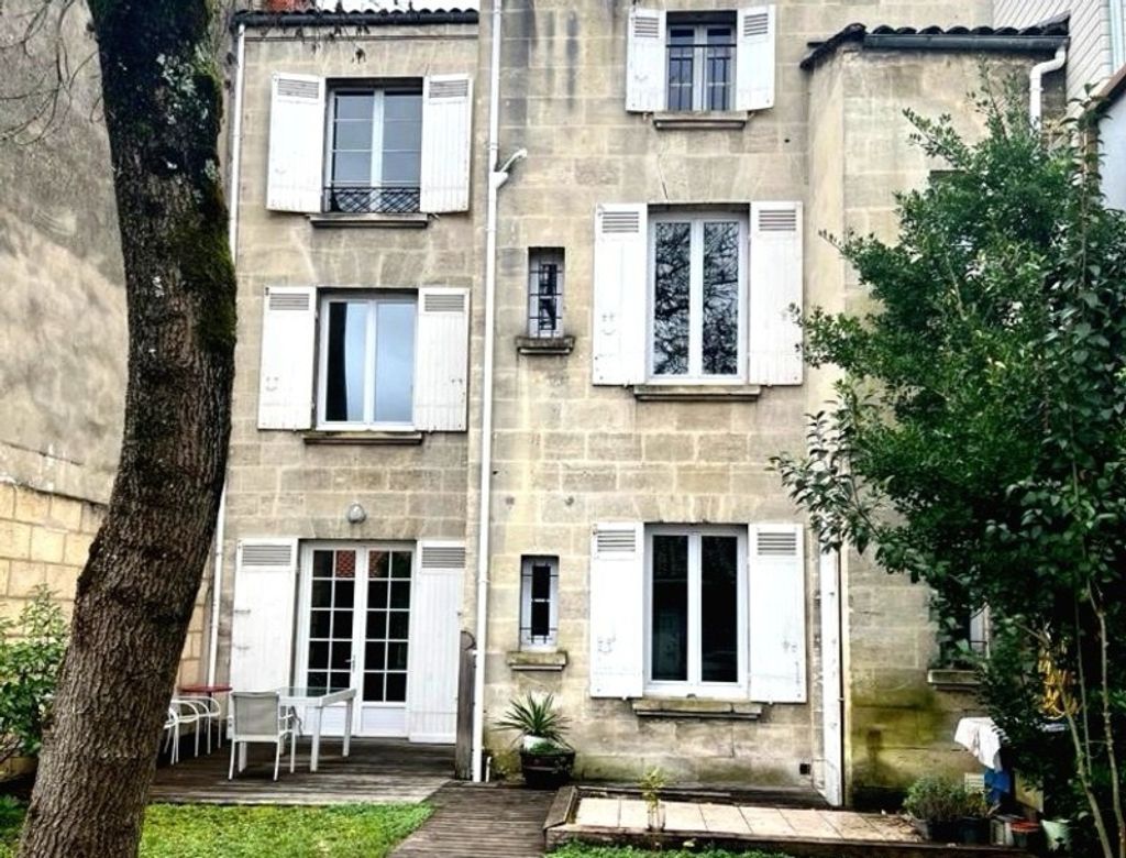 Achat maison à vendre 4 chambres 218 m² - Bordeaux