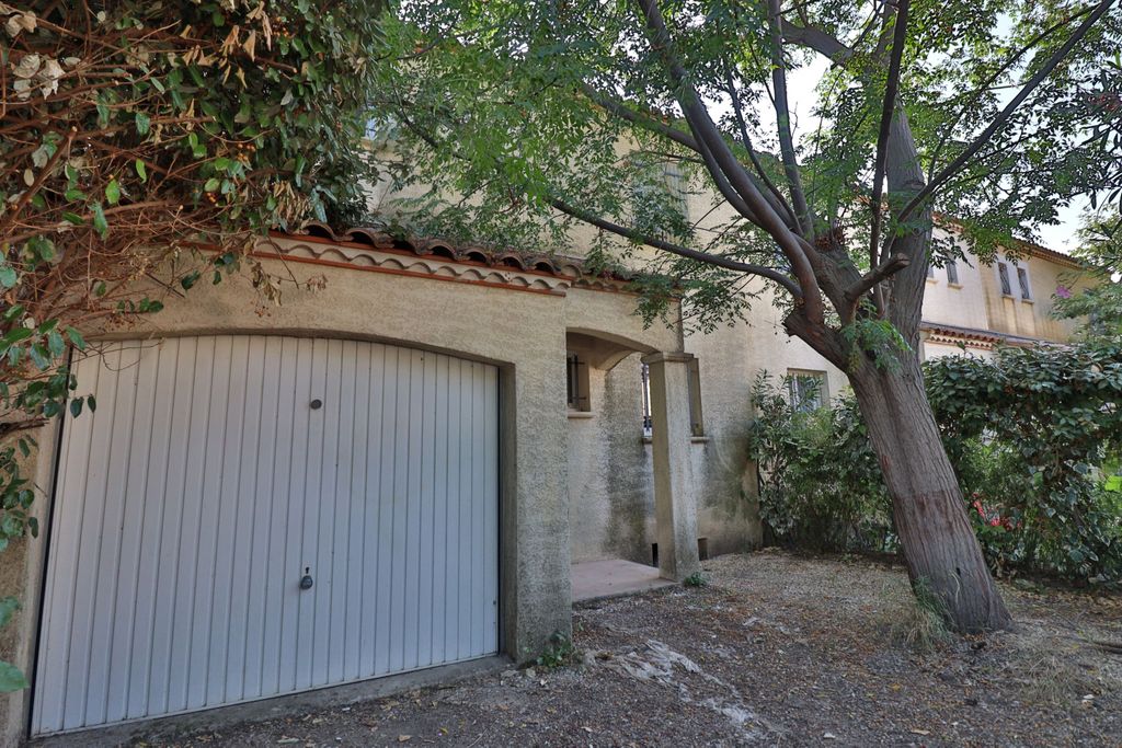 Achat maison à vendre 3 chambres 95 m² - Nîmes