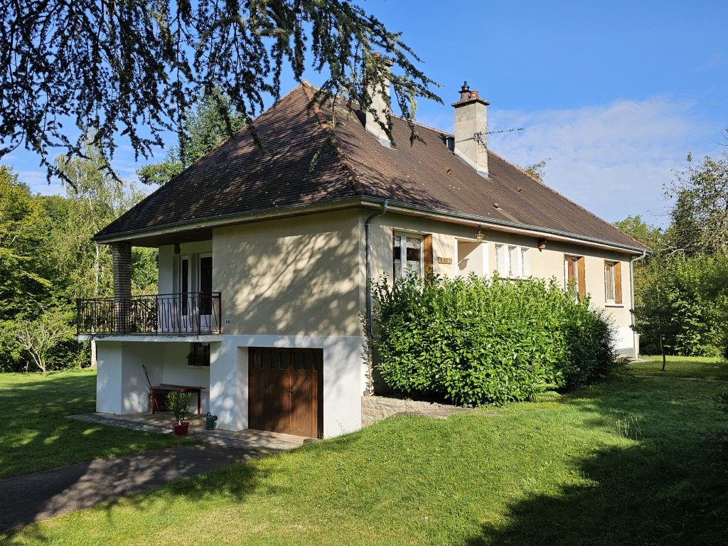 Achat maison à vendre 4 chambres 141 m² - Semur-en-Auxois