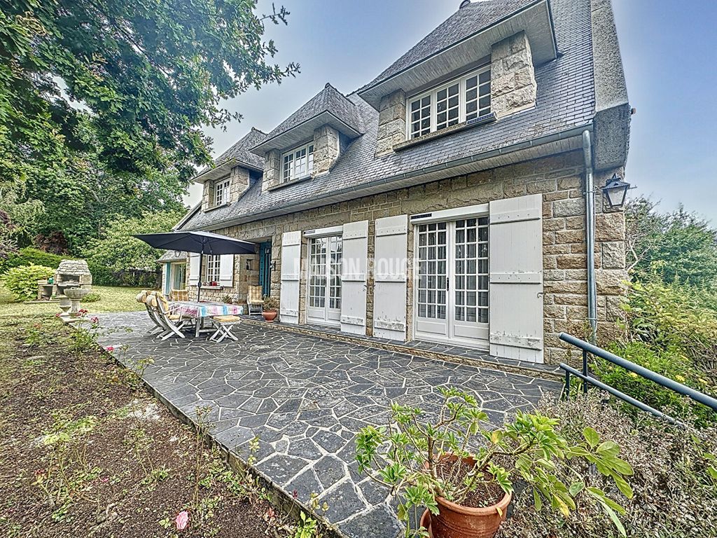 Achat maison à vendre 5 chambres 230 m² - Dinard