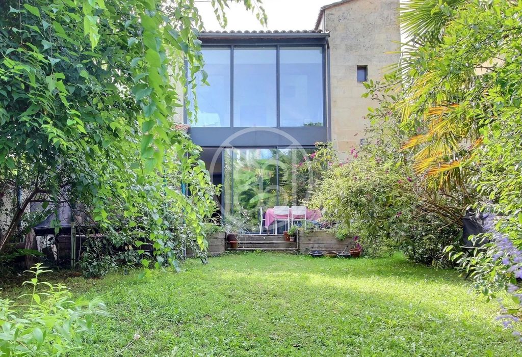 Achat maison à vendre 4 chambres 185 m² - Bordeaux