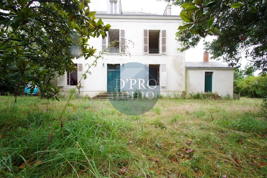 Achat maison à vendre 5 chambres 261 m² - Aigrefeuille-sur-Maine