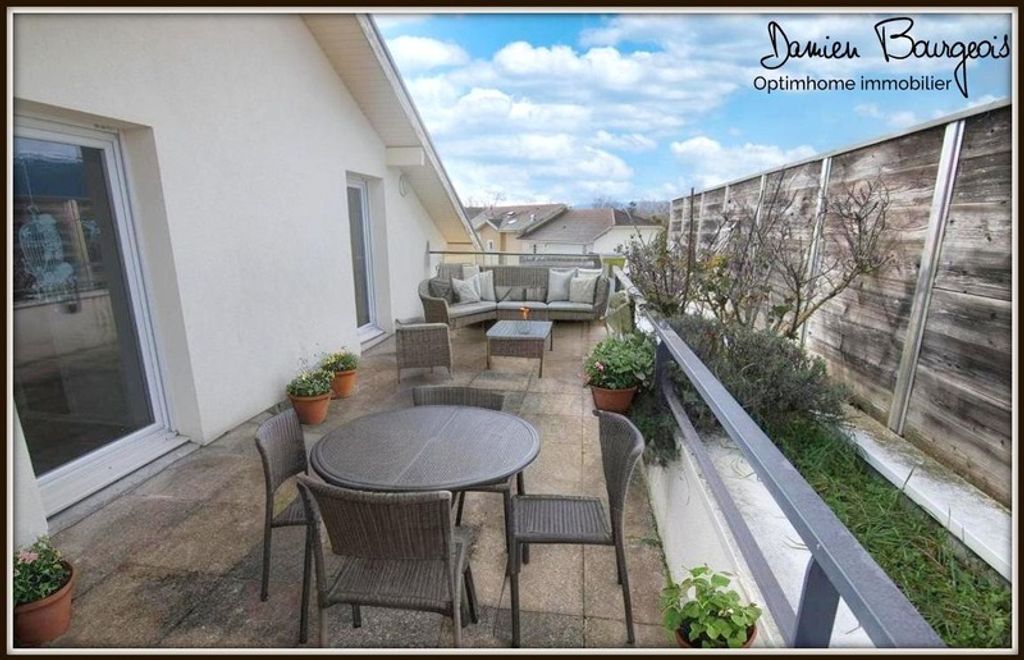 Achat duplex à vendre 5 pièces 117 m² - Ferney-Voltaire