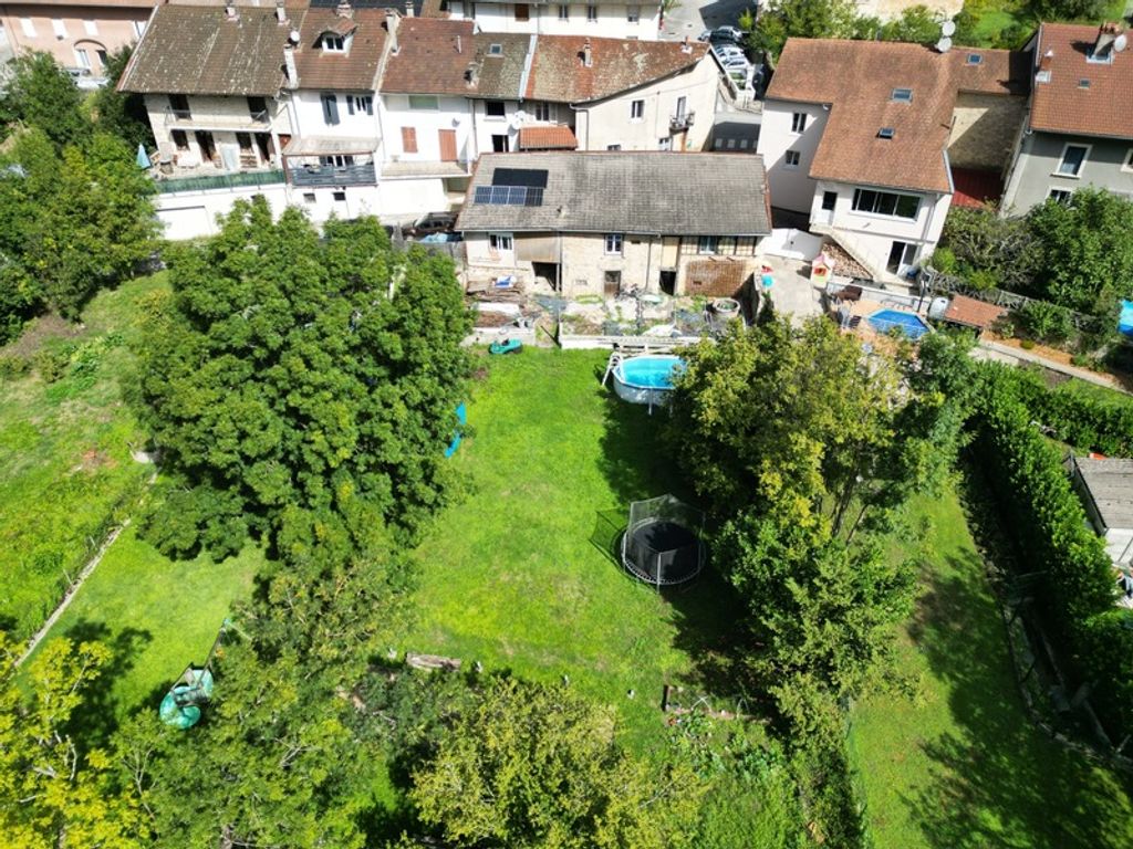 Achat maison à vendre 4 chambres 170 m² - Thoirette-Coisia