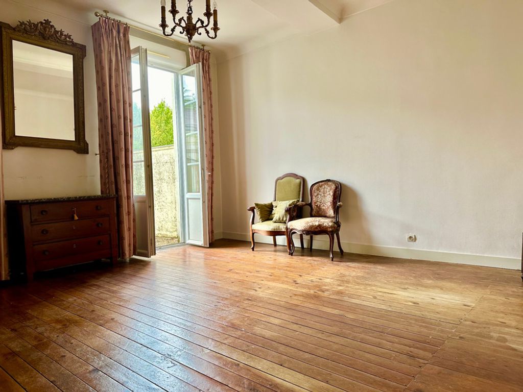 Achat maison à vendre 5 chambres 173 m² - Saumur