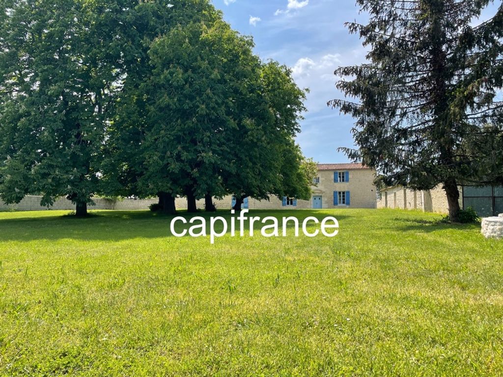 Achat maison à vendre 4 chambres 298 m² - Champagné-les-Marais