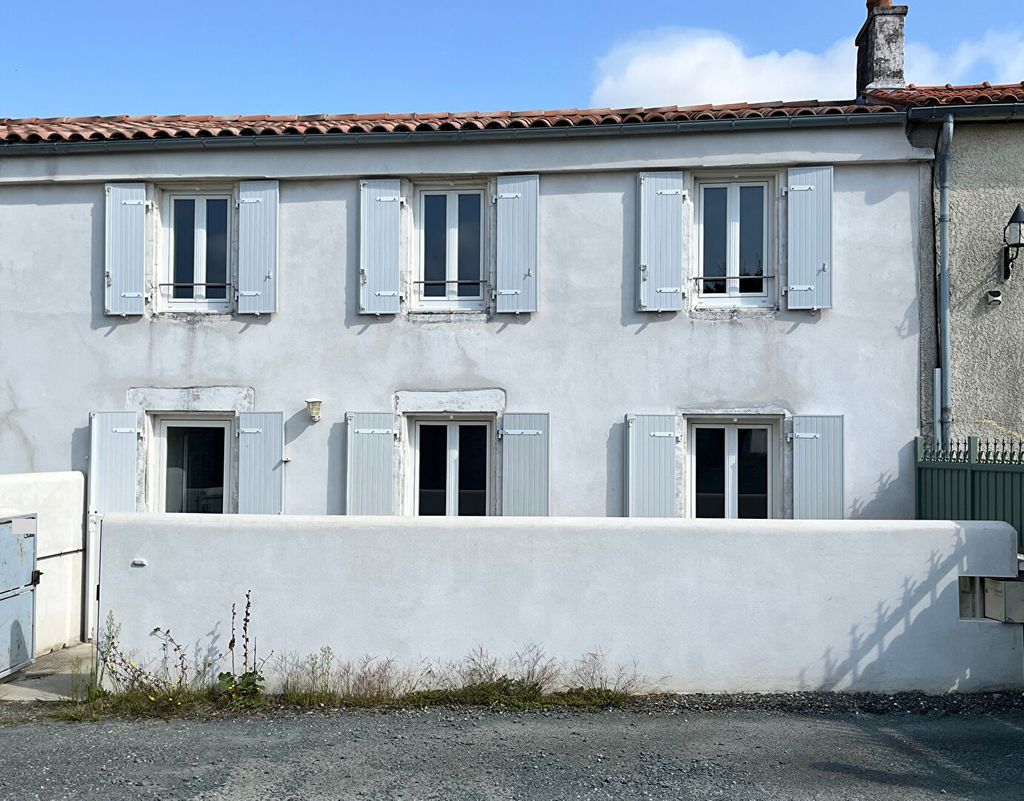 Achat maison à vendre 3 chambres 94 m² - Sainte-Soulle