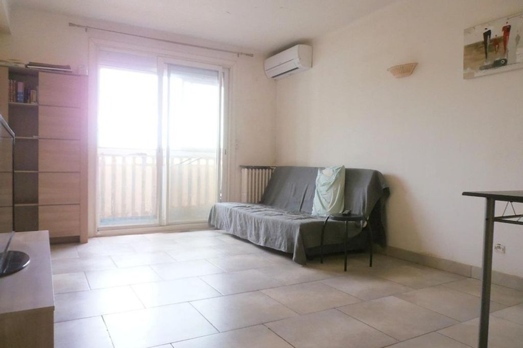 Achat appartement à vendre 4 pièces 68 m² - Marseille 9ème arrondissement