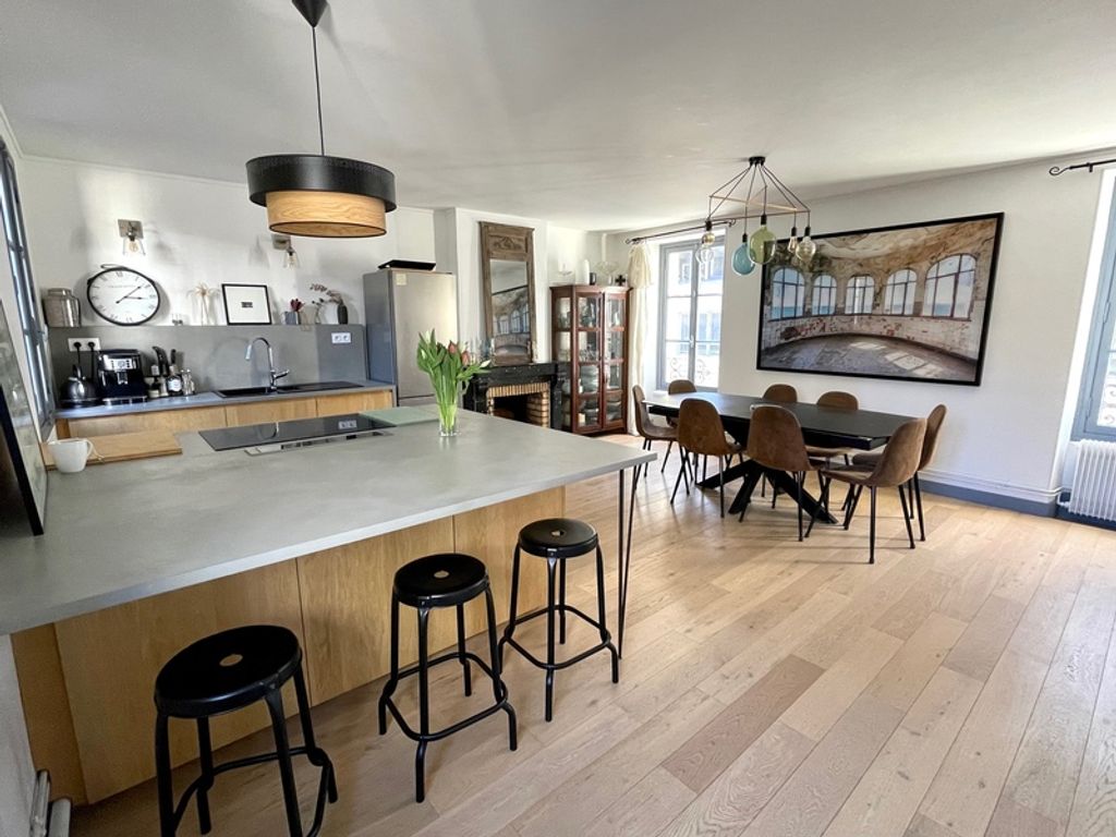 Achat appartement à vendre 8 pièces 135 m² - Versailles