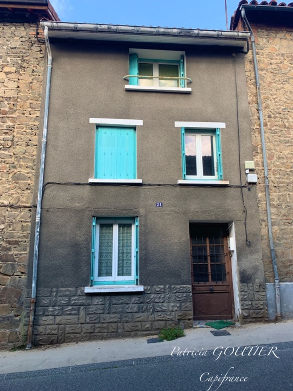 Achat maison à vendre 2 chambres 100 m² - Boën-sur-Lignon