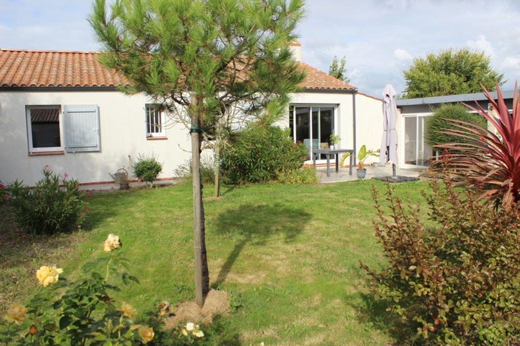 Achat maison à vendre 3 chambres 95 m² - L'Aiguillon-sur-Vie