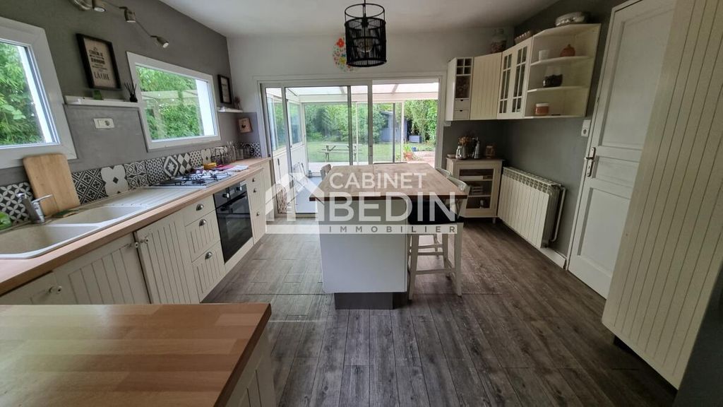 Achat maison à vendre 4 chambres 97 m² - Pessac