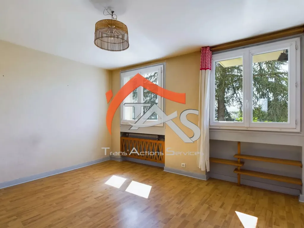 Achat appartement à vendre 3 pièces 63 m² - Rive-de-Gier