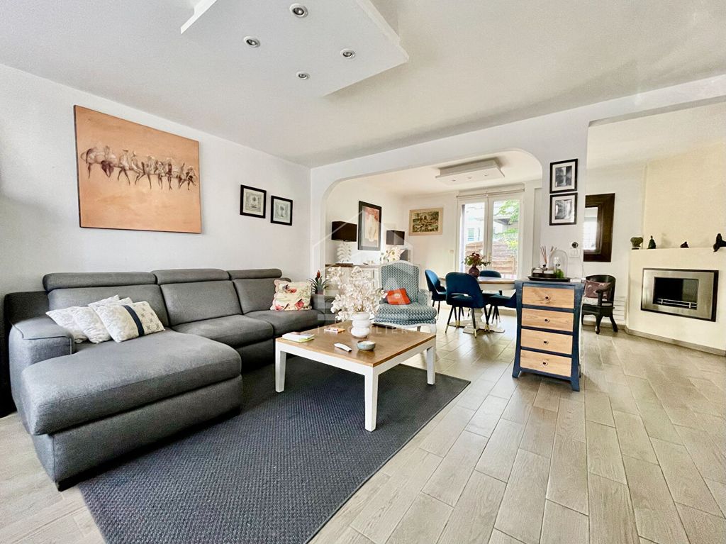 Achat maison à vendre 4 chambres 98 m² - Sèvres