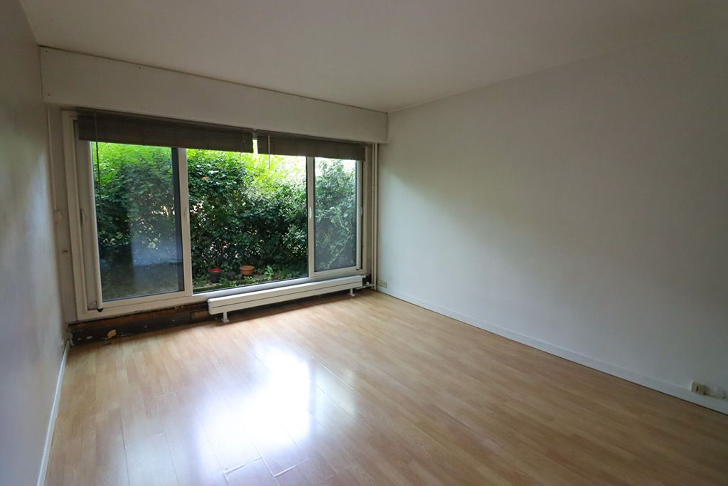 Achat studio à vendre 31 m² - Paris 20ème arrondissement