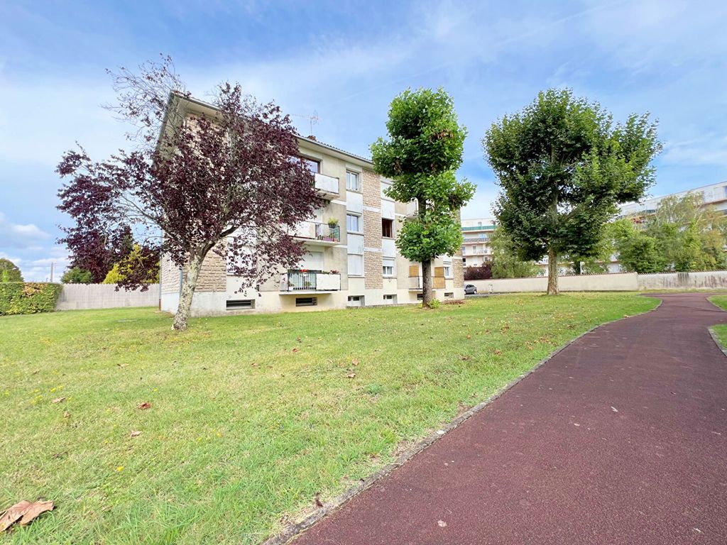 Achat appartement à vendre 3 pièces 77 m² - Angoulême