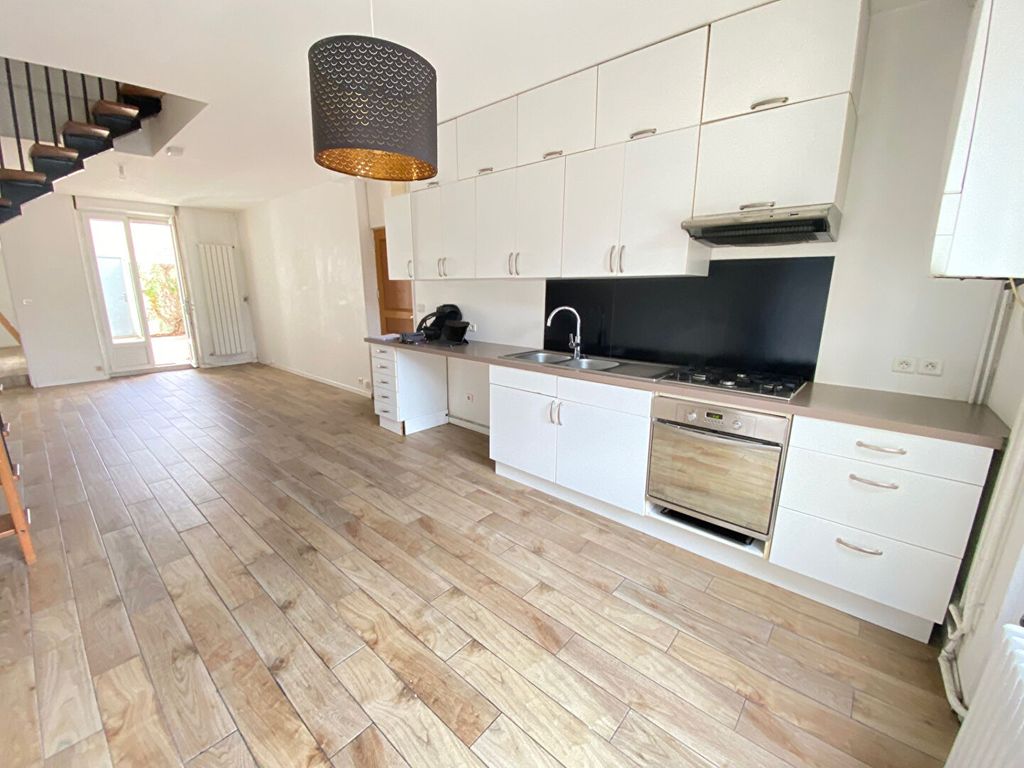 Achat maison à vendre 2 chambres 76 m² - Orléans