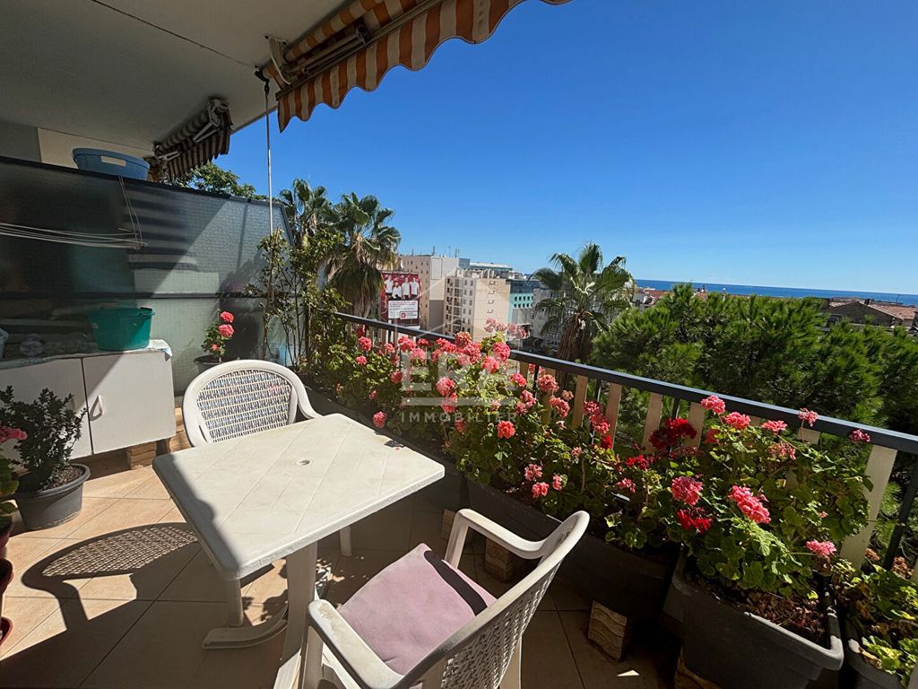 Achat appartement à vendre 3 pièces 73 m² - Nice