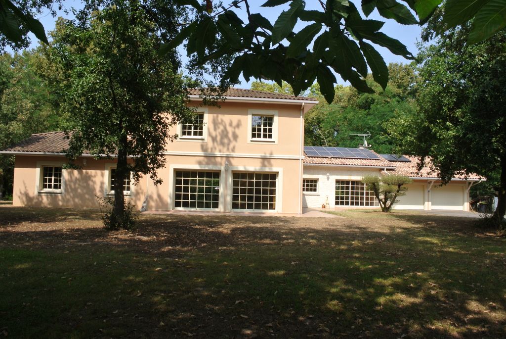 Achat maison à vendre 4 chambres 270 m² - Fourques-sur-Garonne