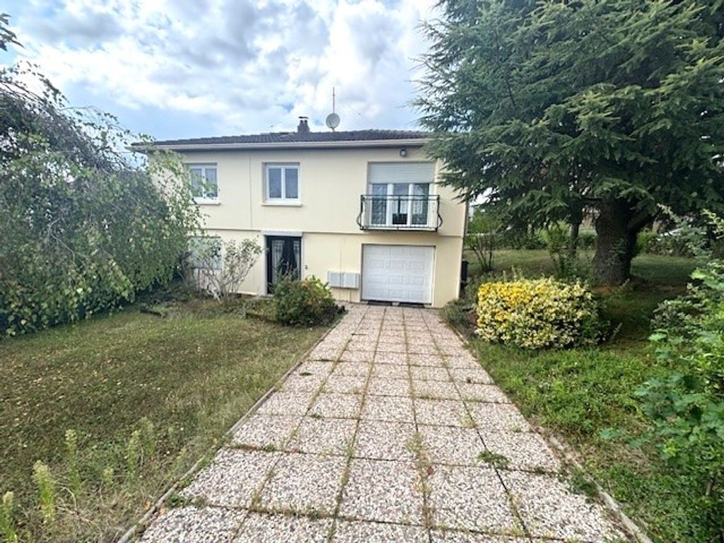 Achat maison à vendre 4 chambres 115 m² - Pont-à-Mousson