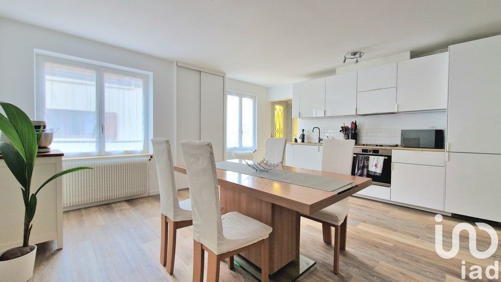 Achat maison à vendre 2 chambres 88 m² - Villecresnes