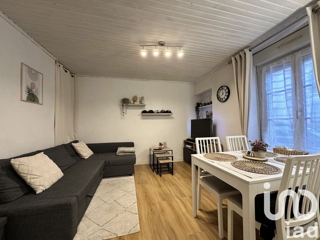 Achat appartement à vendre 3 pièces 51 m² - La Chapelle-en-Serval